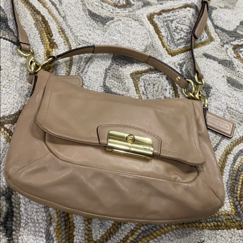 💕 Coach Kirsten tan med leather shoulder bag 💕 - Picture 2 of 16